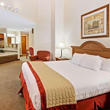 Baymont By Wyndham Indianapolis Hotel Buitenkant foto