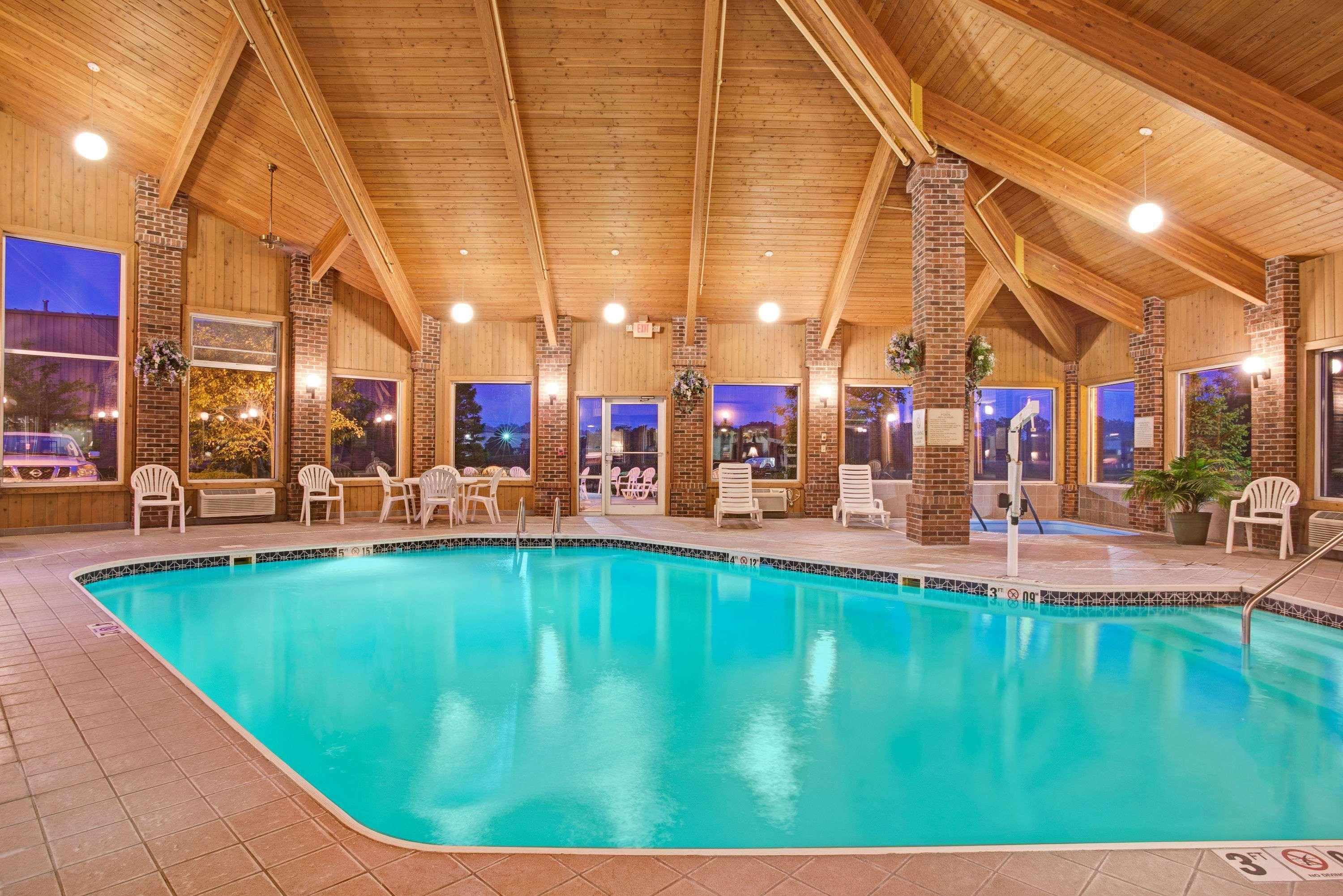 Baymont By Wyndham Indianapolis Hotel Buitenkant foto