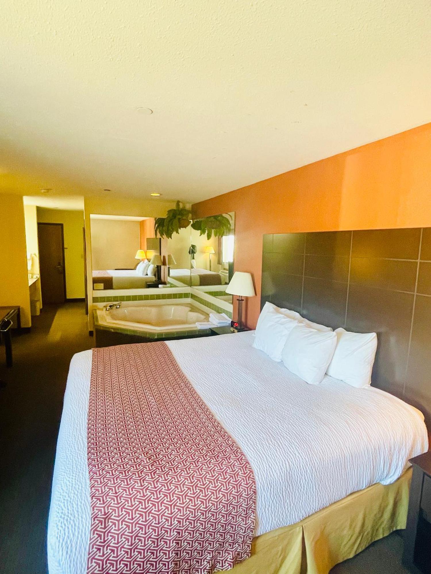 Baymont By Wyndham Indianapolis Hotel Buitenkant foto